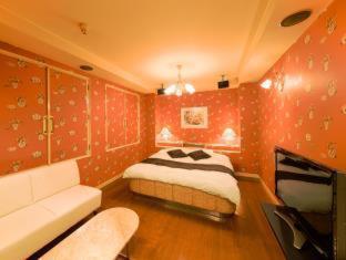 โรงแรม โรงแรมพับลิก แจม 2*