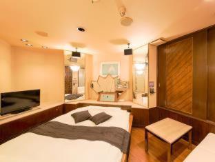 โรงแรม โรงแรมพับลิก แจม 2*